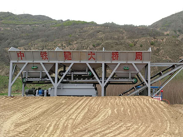 移动式稳定土拌合站.jpg